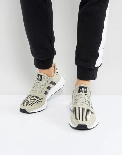 ADIDAS ORIGINALS SWIFT RUN SNEAKERS IN BEIGE CG4114 - BEIGE