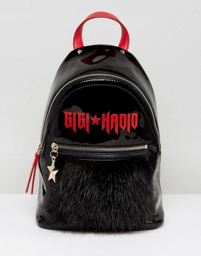 TOMMY HILFIGER GIGI HADID MINI BACKPACK IN PATENT AND MOHAIR - BLACK