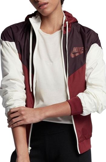 nike windrunner jacket outfit
