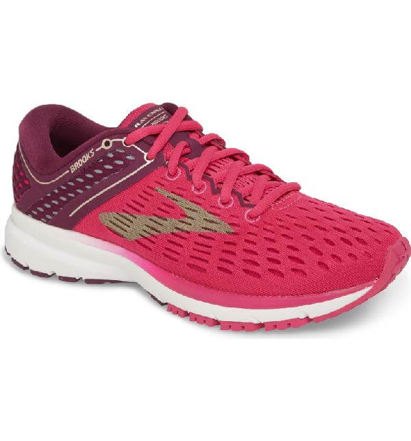 brooks ravenna 9 pink