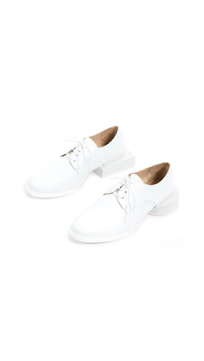 JACQUEMUS LES CHAUSSURES CLOWN OXFORDS