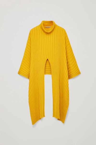 COS RIBBED ROLL-NECK SCARF