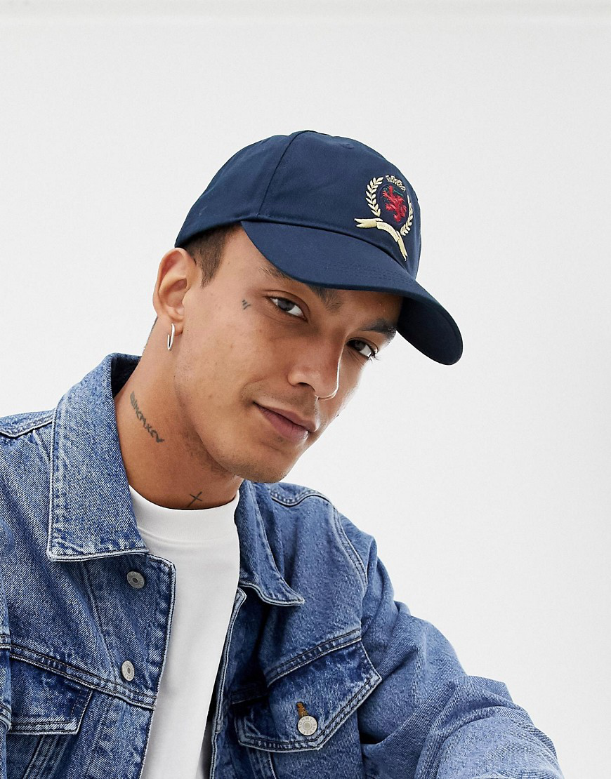 Кепка Томми джинс. БЕЙСБОЛКАTOMMY Jeans 90's Capsule logo Baseball cap in Navy. Бейсболка Tommy Jeans 90's Capsule logo Baseball cap in Navy. Синяя бейсболка Томми джинс. Кепка во сне