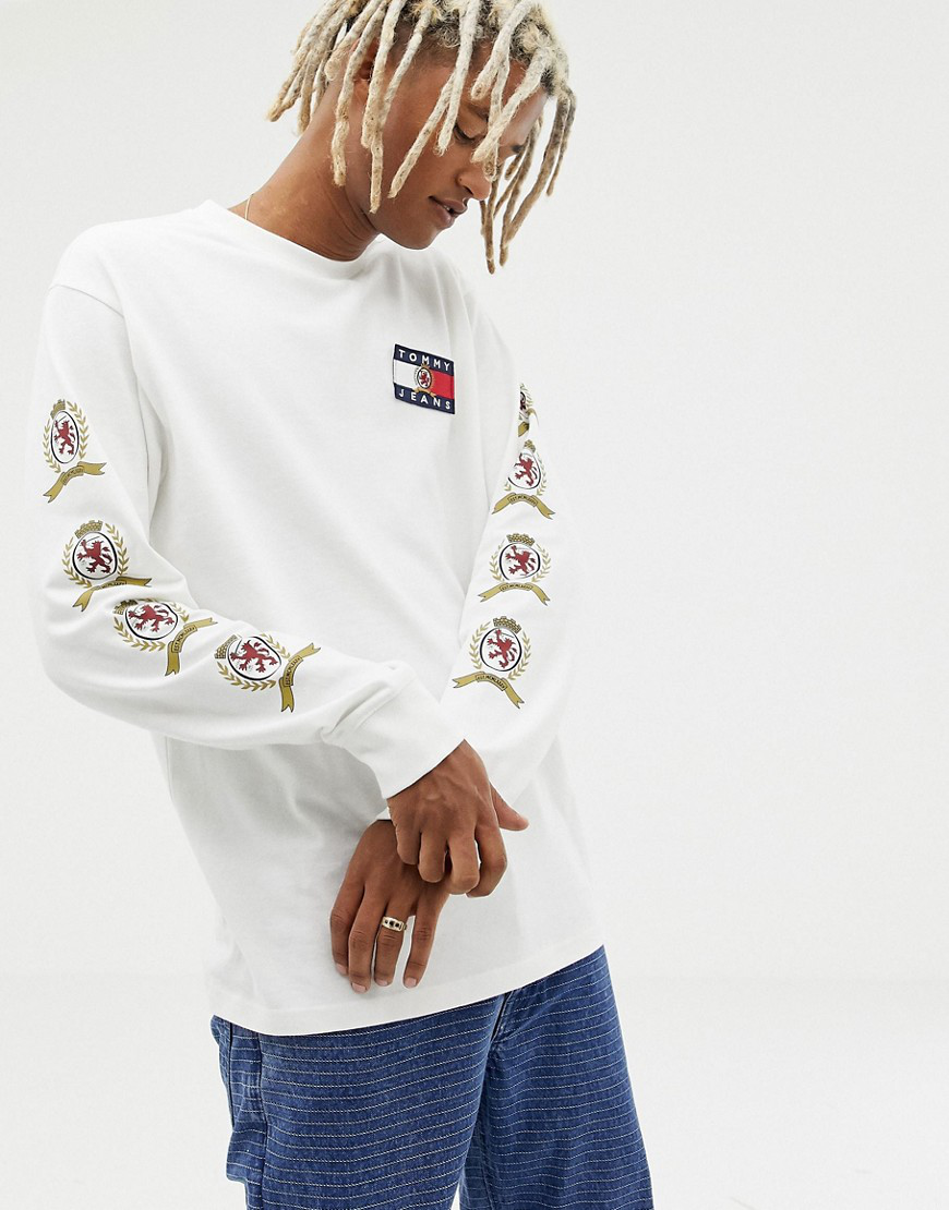 tommy jeans crest 6.0 crewneck