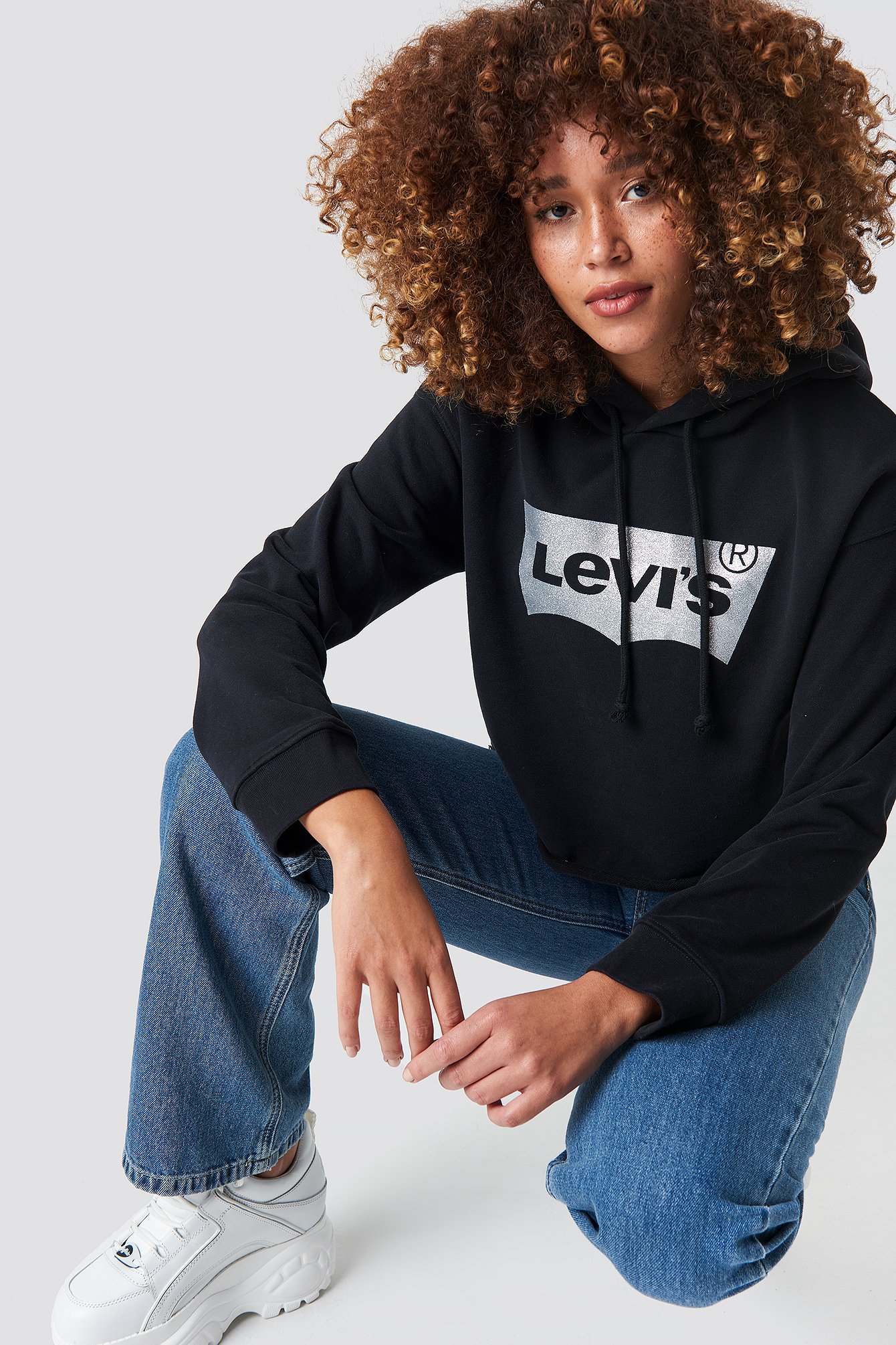 levi's graphic raw cut sweatshirt