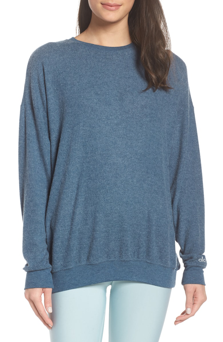 alo yoga soho pullover