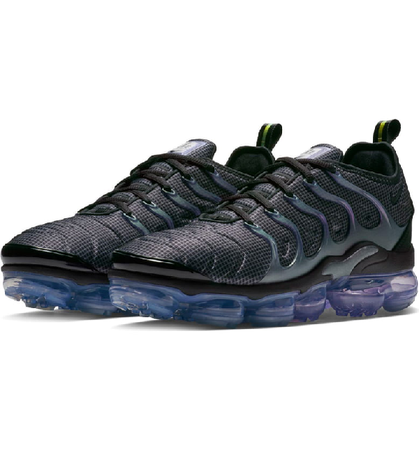 vapormax plus black aluminum