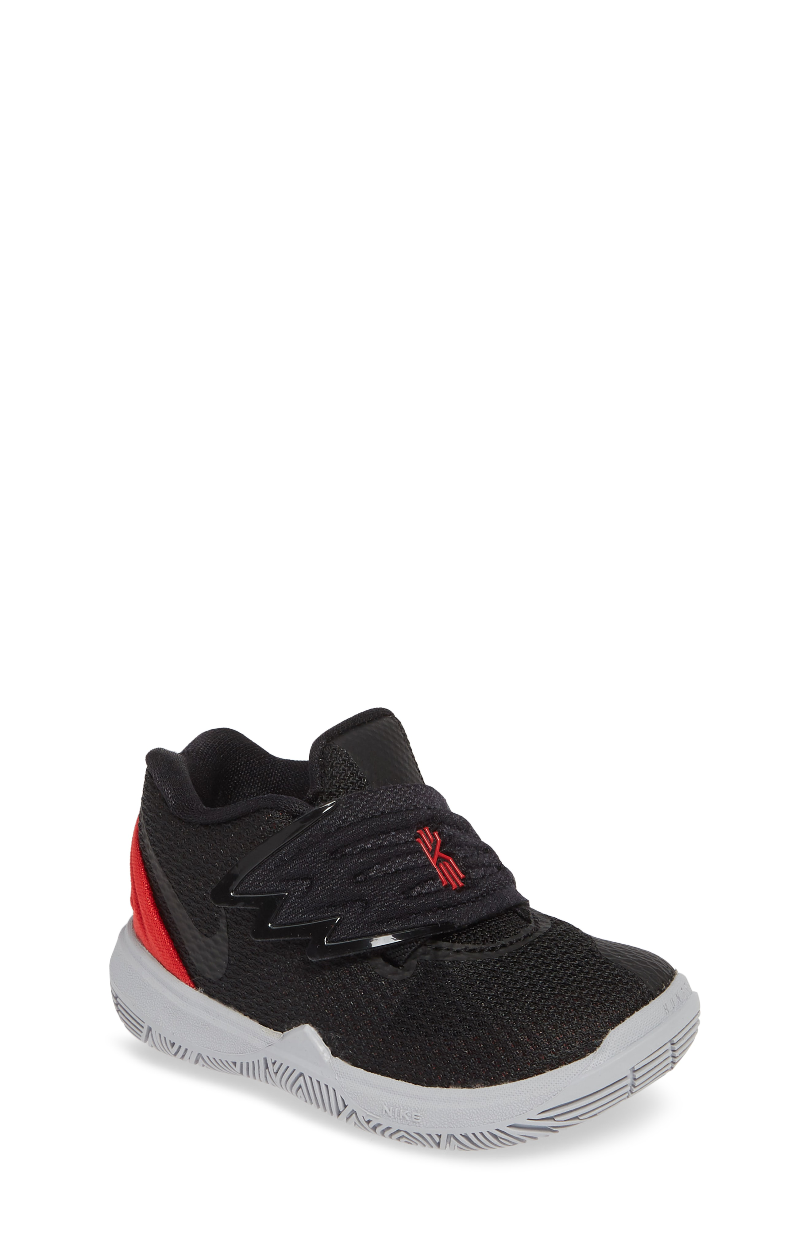 kyrie flywire