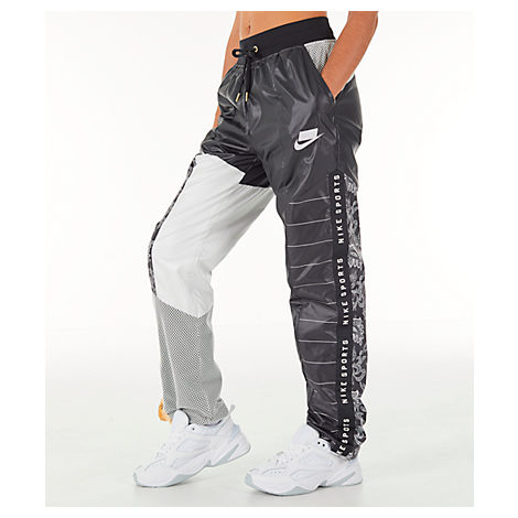 nike track pants woman