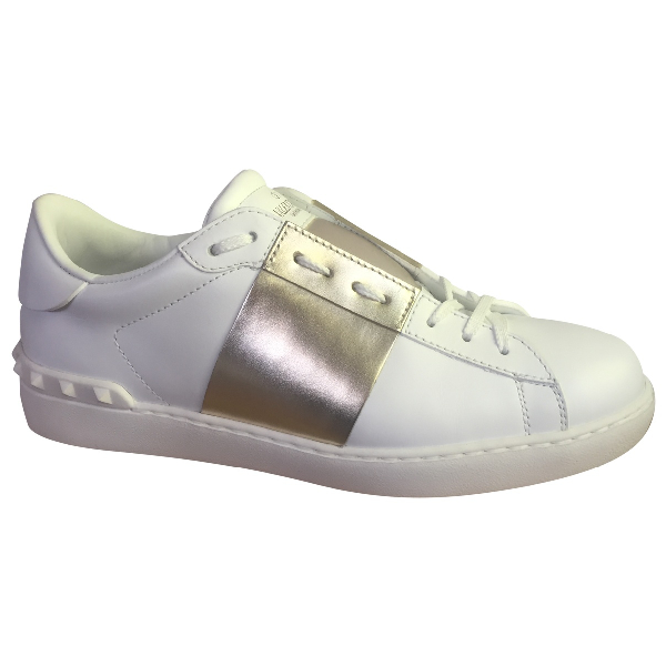 valentino rockstud trainers white