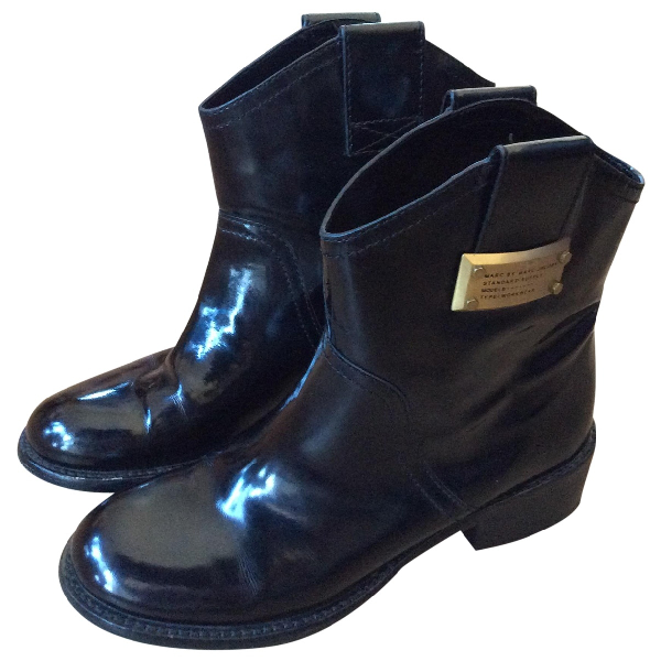 marc jacobs patent leather ankle boots