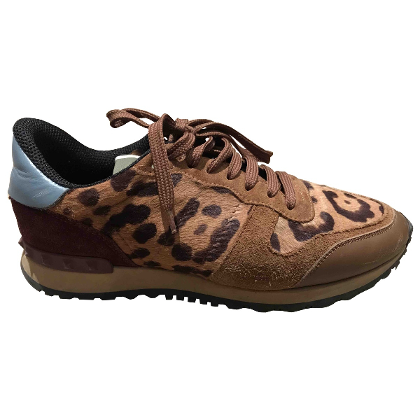 rockstud trainers