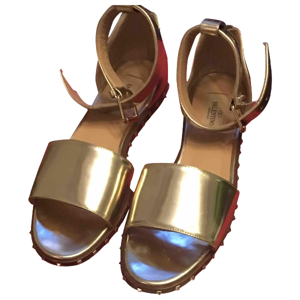 used valentino rockstud sandals