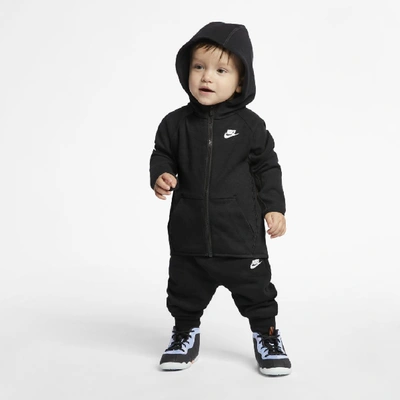 NIKE SPORTSWEAR TECH FLEECE BABY (12-24M) HOODIE AND PANTS SET