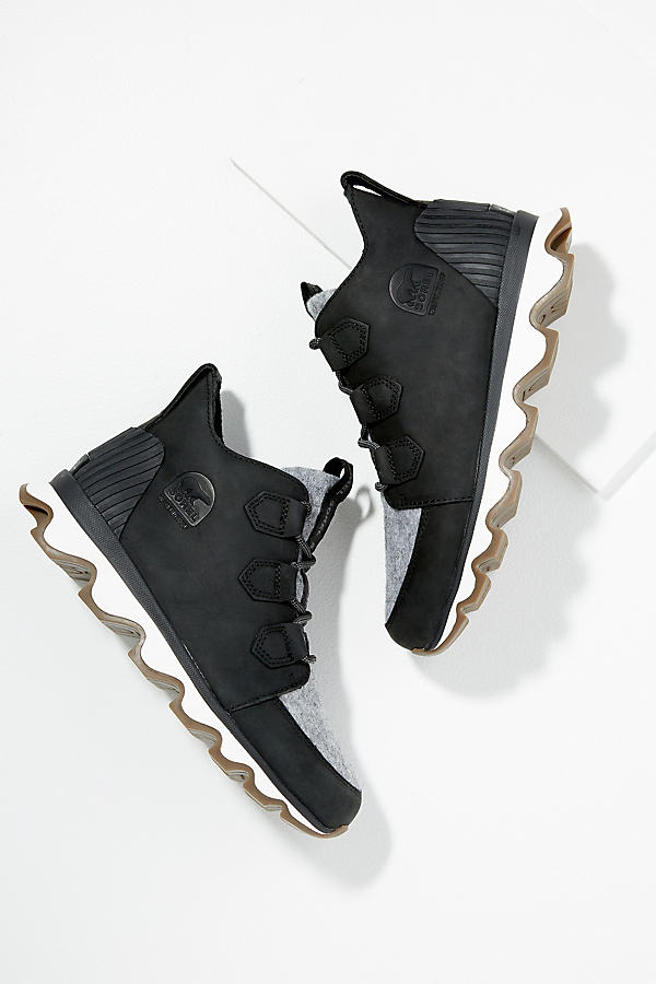 sorel caribou kinetic black