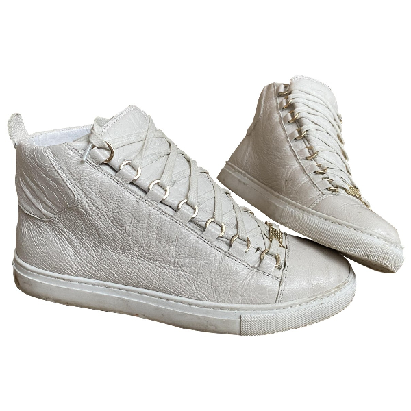 balenciaga arena beige