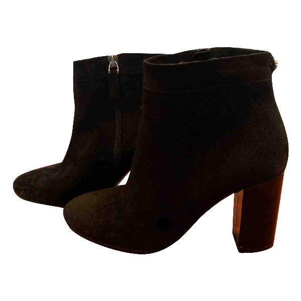 guess black suede ankle boots