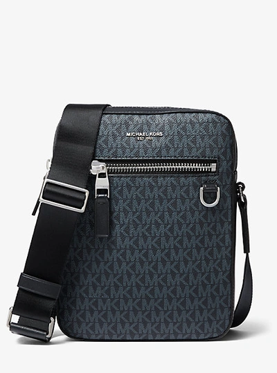 MICHAEL KORS HENRY LOGO FLIGHT BAG