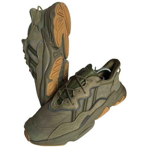 adidas originals ozweego trainers in khaki