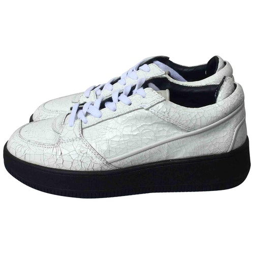 etq white trainers