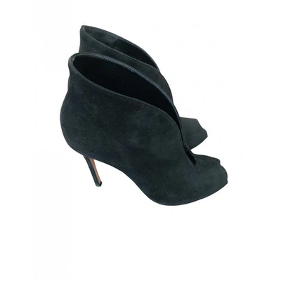 GIANVITO ROSSI BLACK SUEDE ANKLE BOOTS