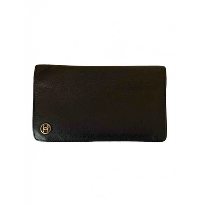 CHANEL BLACK LEATHER WALLET