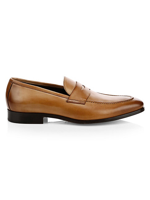 saks to boot new york