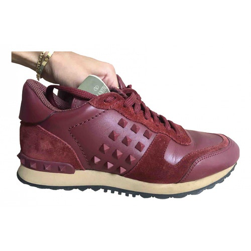 burgundy valentino trainers