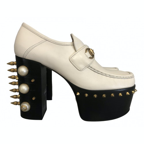 At placere Forstærke parti Shop Pre-owned Gucci Malaga White Leather Heels