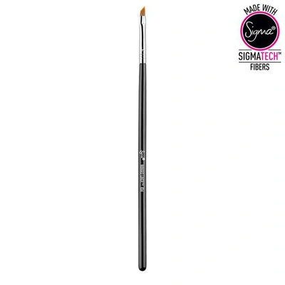 SIGMA E06 WINGED LINER™ BRUSH