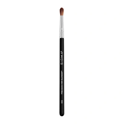 SIGMA BEAUTY E42 PRECISION FIRM BLENDER BRUSH