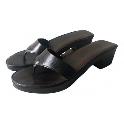 COSTUME NATIONAL BROWN LEATHER SANDALS