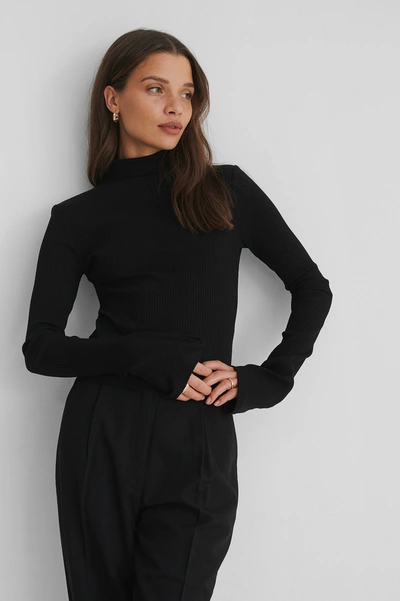SELMA OMARI X NA-KD RIBBED HIGH NECK LONG SLEEVE TOP BLACK