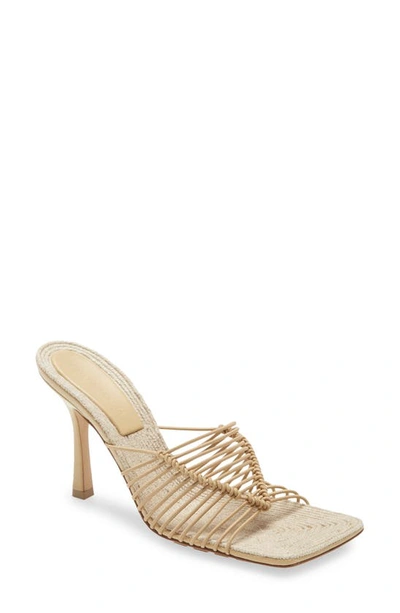 s*y様 正規品　新品　MEDI ENAMEL STRAP THONG SAND Piccadilly Women's Edge Sandal - Chic Summer Comfort