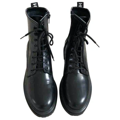 HUGO BOSS BLACK LEATHER ANKLE BOOTS