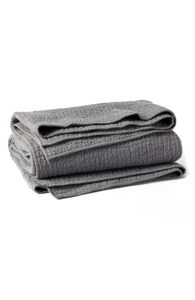 COYUCHI COYUCHI PEBBLED HANDSTITCHED ORGANIC COTTON QUILT