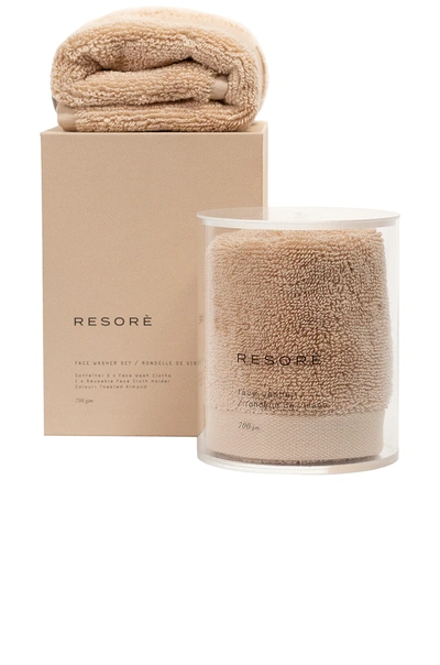 RESORE SET OF 2 WASH CLOTHS WITH WASH CLOTH HOLDER