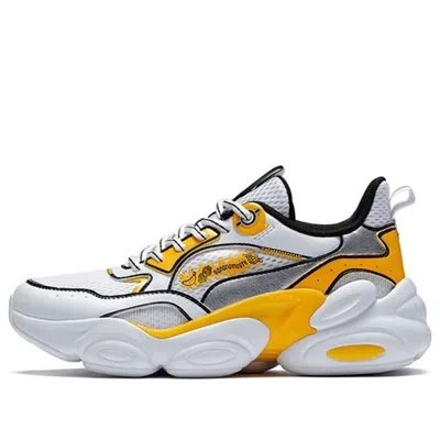 361 DEGREES (WMNS) 361 Degrees x Minions Dad Shoes 'White Yellow'