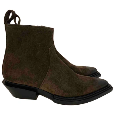 BALENCIAGA BROWN SUEDE ANKLE BOOTS