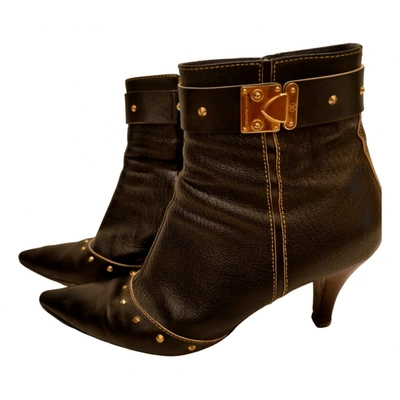 LOUIS VUITTON LEATHER ANKLE BOOTS