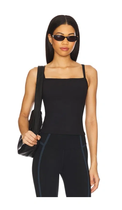 437 THE CLASSIC TANK TOP