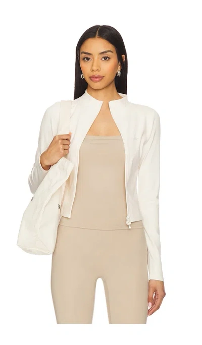 437 THE CURVE JACKET