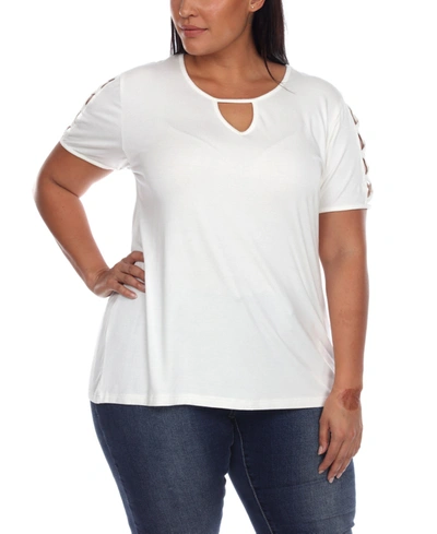 WHITE MARK PLUS SIZE KEYHOLE NECK CUTOUT SHORT SLEEVE TOP