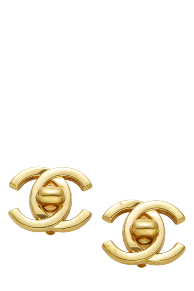 CHANEL GOLD 'CC' TURNLOCK EARRINGS MEDIUM