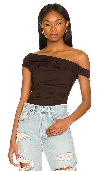 AGOLDE HILMA TWIST SLEEVE BODYSUIT