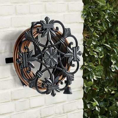 FRONTGATE WALL-MOUNT MEDALLION HOSE HOLDER