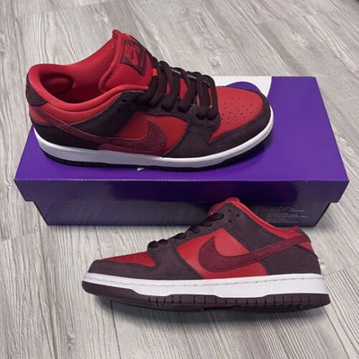 NIKE NIKE DUNK SB CHERRY FRUIT PACK EU39