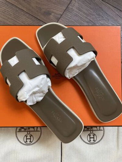 HERMES HERMÈS ORAN VEAU EPSOM ETOUPE SIZE EU 38.5 / UK 6