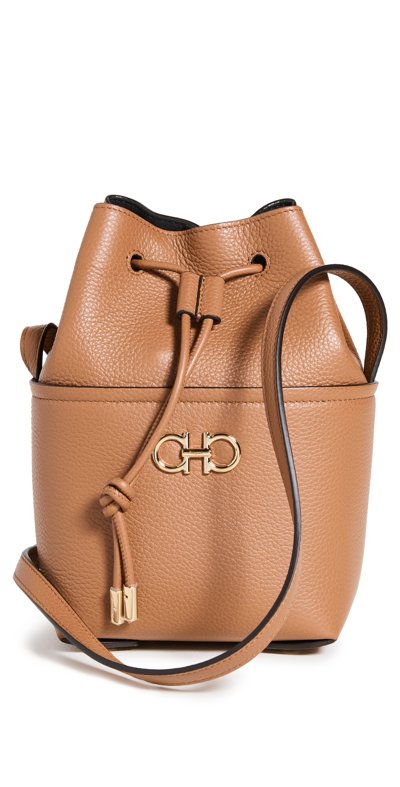 FERRAGAMO GANCINO SOFT BUCKET BAG