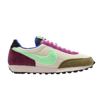 NIKE WMNS DAYBREAK 'FUR PACK - FOSSIL CACTUS FLOWER'
